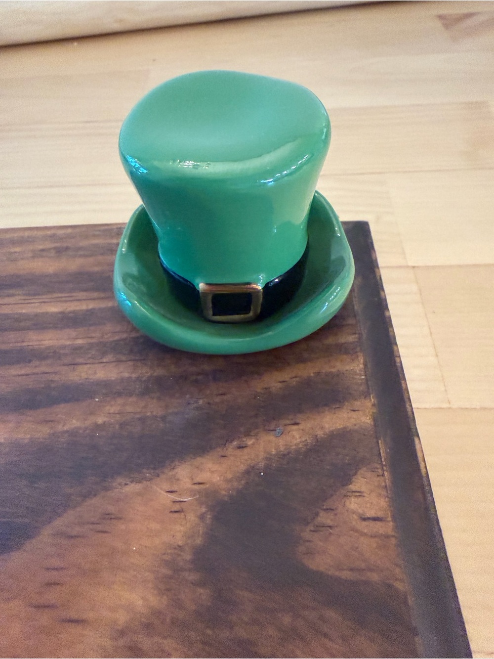 Nora Fleming Green Ceramic Leprechaun Hat with Black Band and Gold Buckle mini